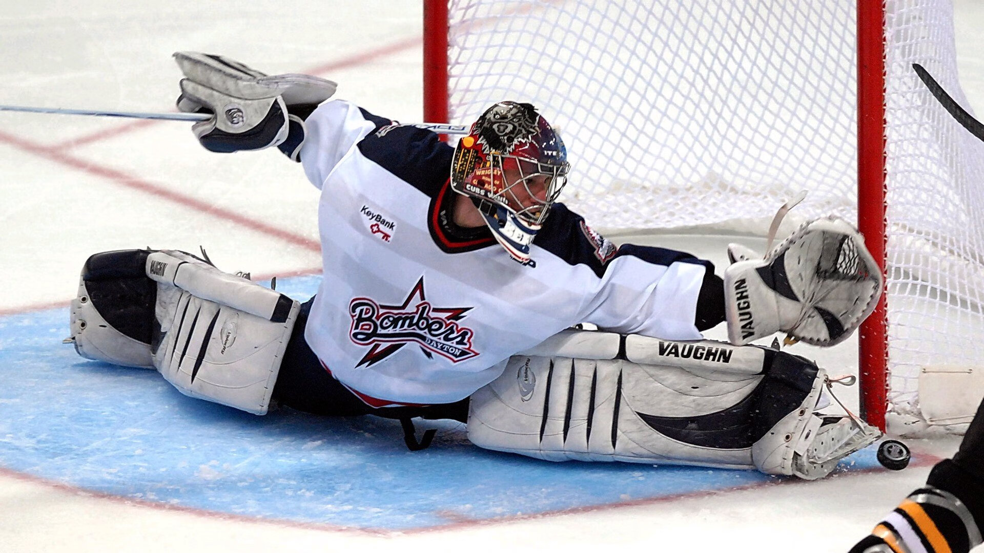 高水平防守对决中双方都未能破门比赛悬念持续至终场哨响